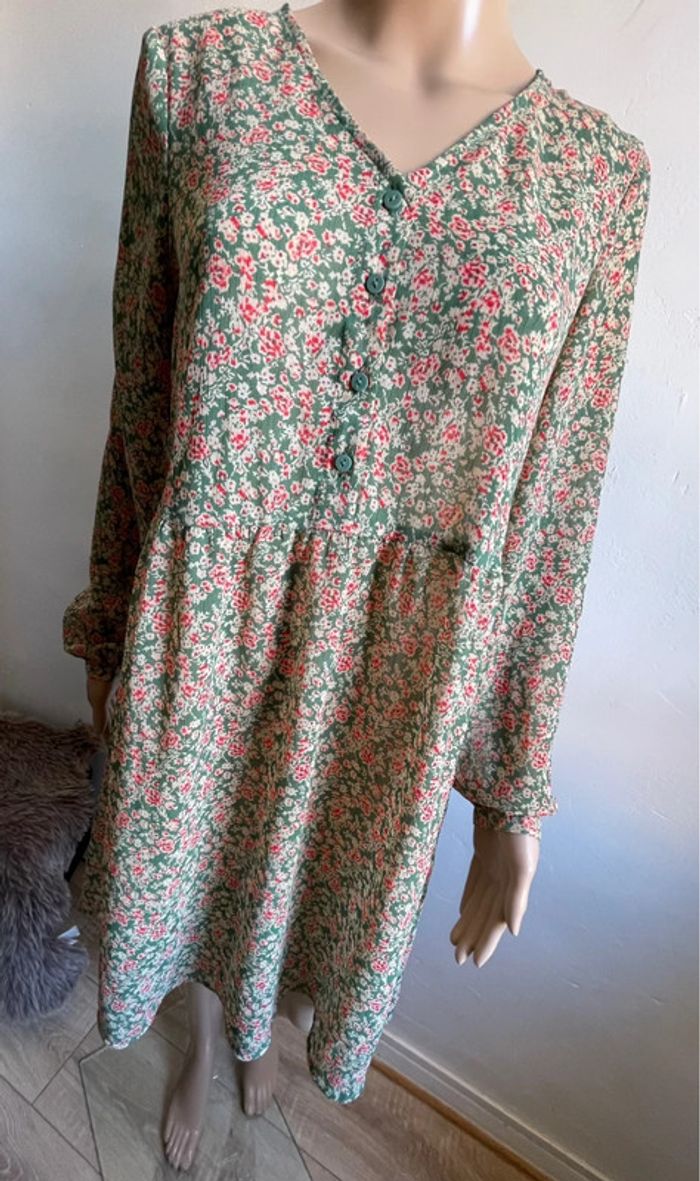 🌺 Jolie robe ONLY taille S à imprimé floral (type Liberty) 🌸