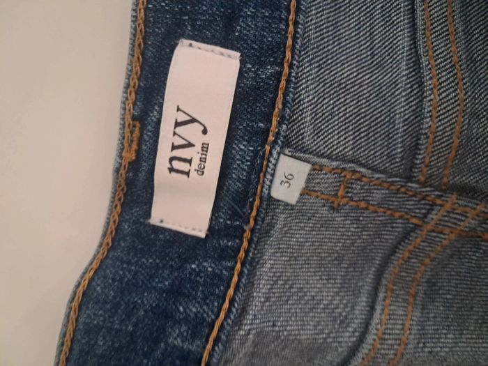 NVY jean T.36 en excellent état - photo numéro 9