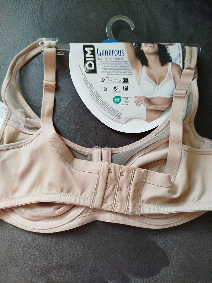 Soutien gorge DIM - photo numéro 2