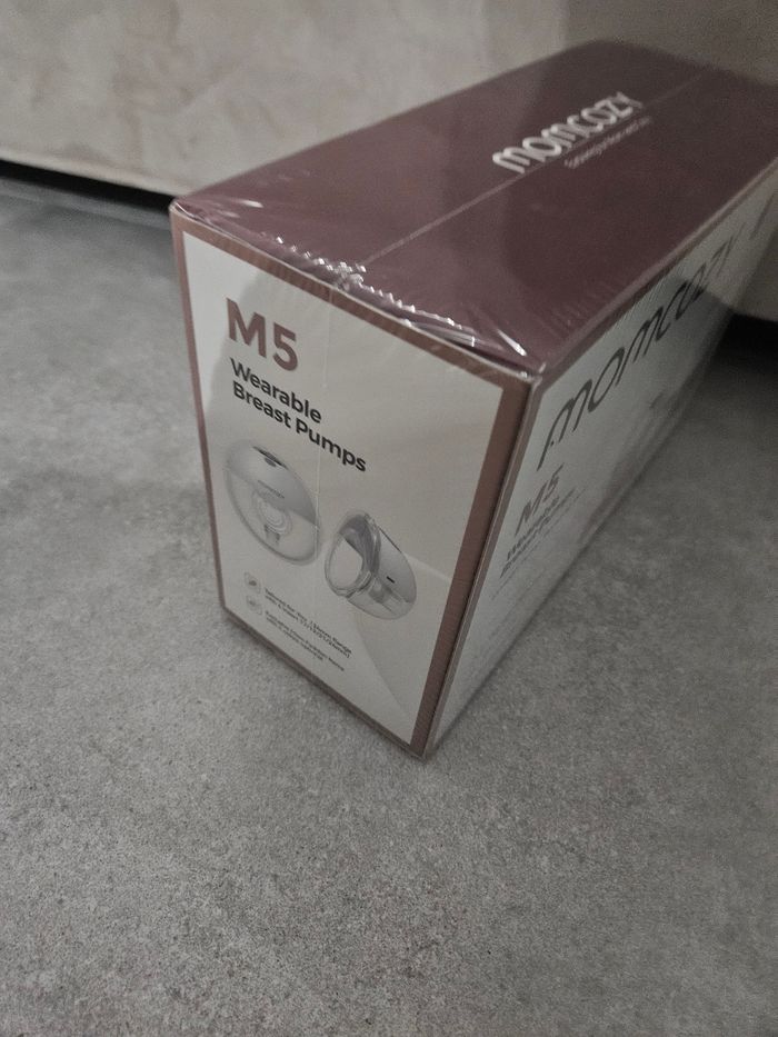 Tire lait momcozy m5 neuf sous blister - photo numéro 2