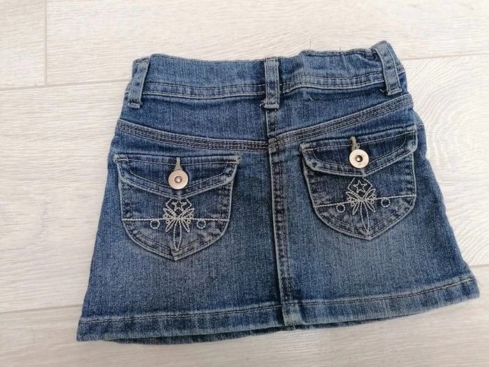 Lot jupes 3 ans - photo numéro 10