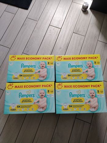 couches Pampers premium protection taille 2