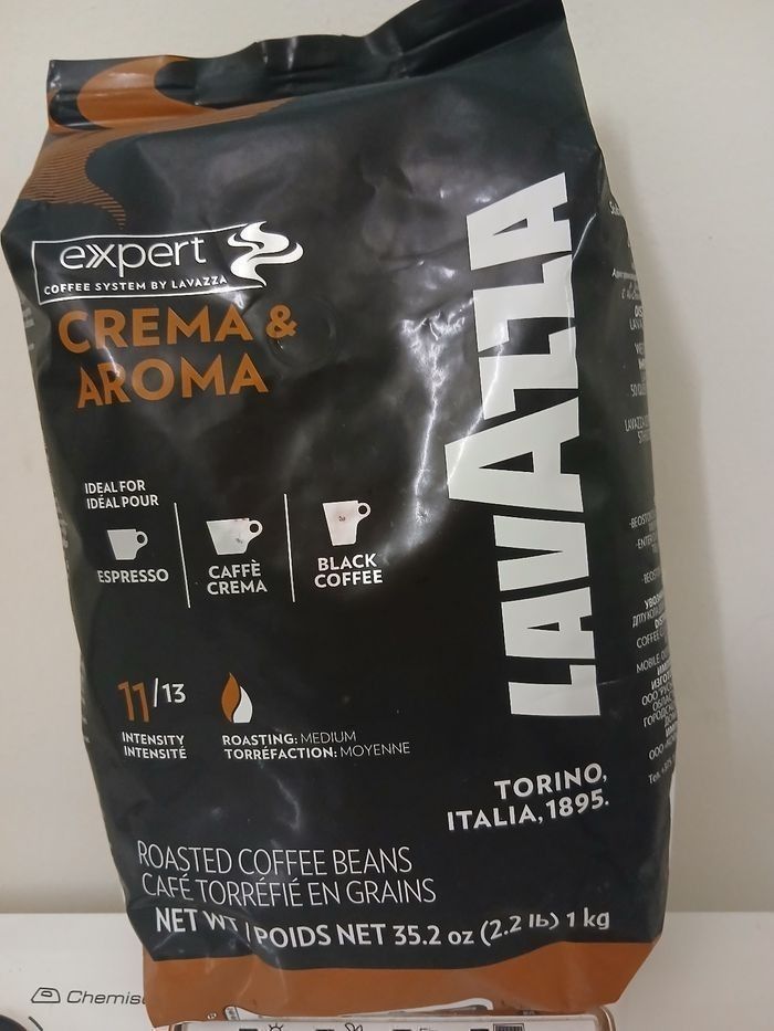 Cafe en grain 1 kg lavazza neuve - photo numéro 3