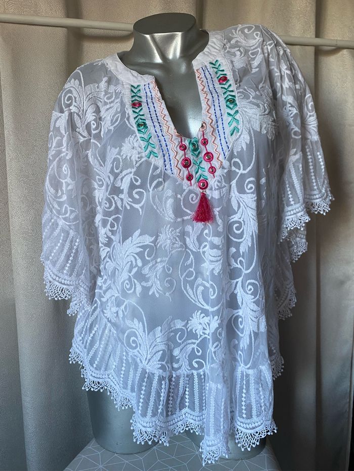 Robe hippie très tendance cache maillot pour l’été