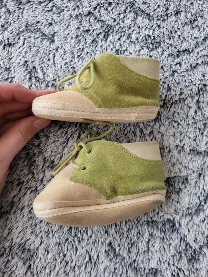 Chaussons chaussures 6 -9 mois - photo numéro 2