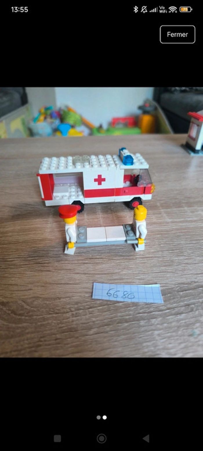 Lego ambulance 6680 - photo numéro 2