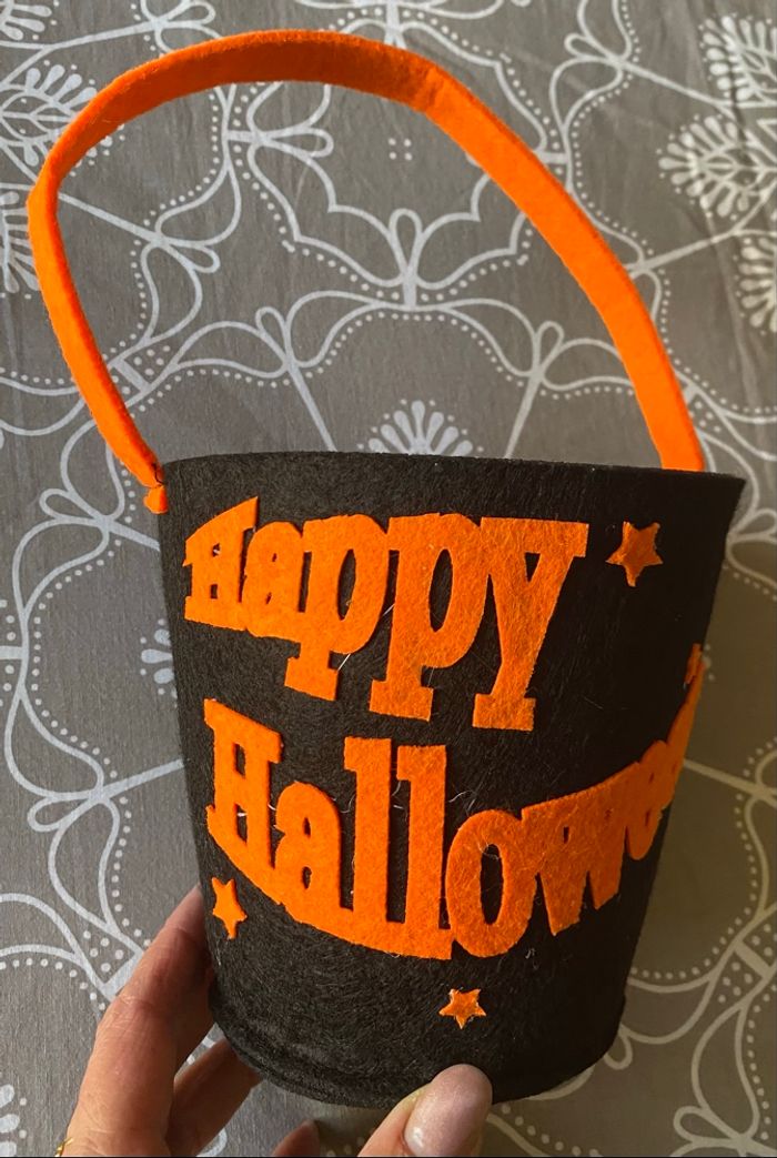 Seau Halloween 🎃 feutrine - photo numéro 2