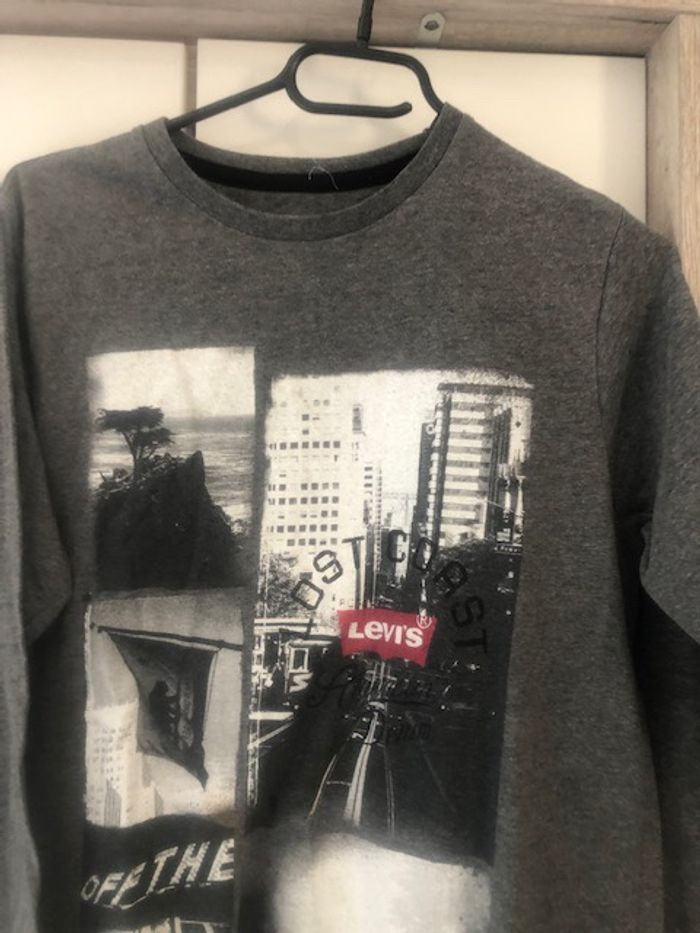 Haut levis 14 ans - photo numéro 2