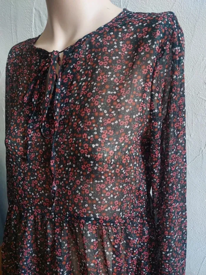 Robe légère à motifs fleuris Taille 34 - photo numéro 3