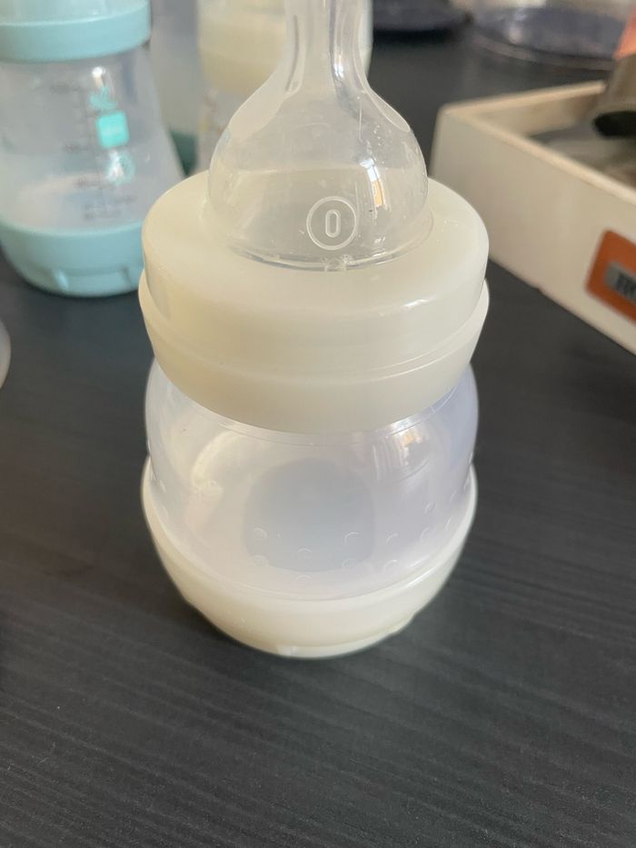 lot biberons mam - photo numéro 4