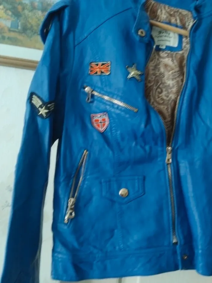 Cuir bleu - photo numéro 4