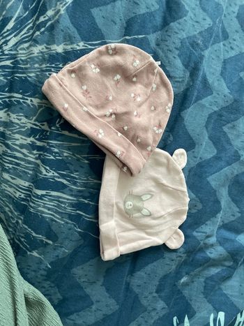Lot de 2 bonnets de naissance bébé fille