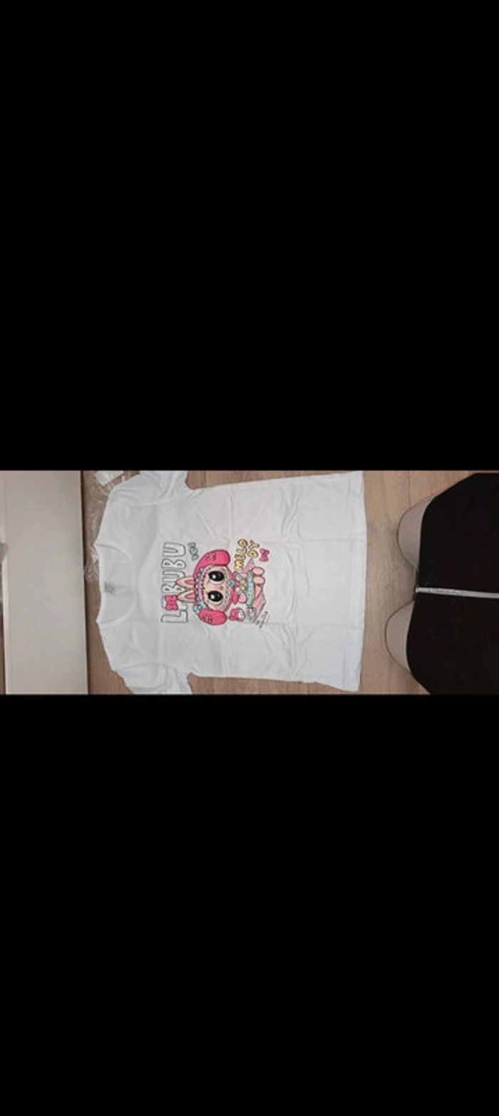 T-shirt labubu