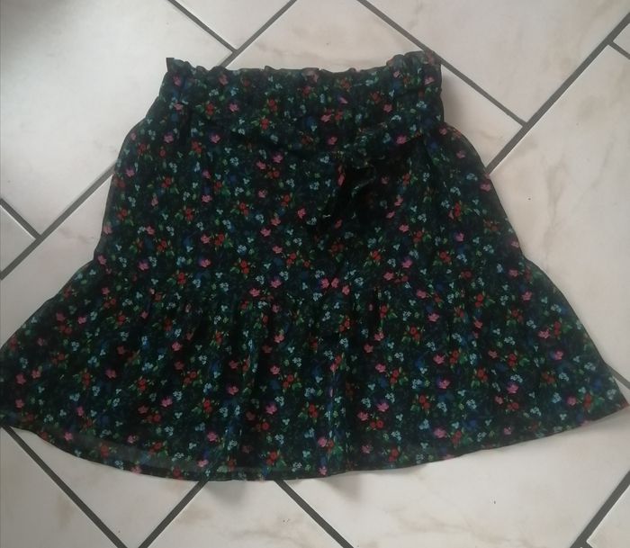 Jupe courte fleurie