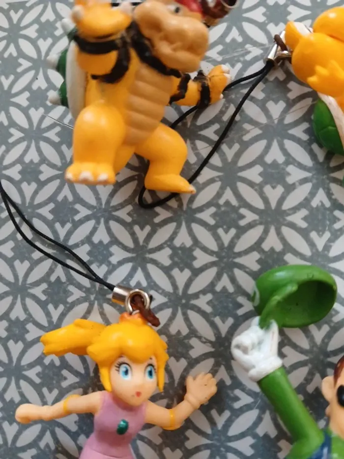 Lot de 8 petites portes clef Mario - photo numéro 5