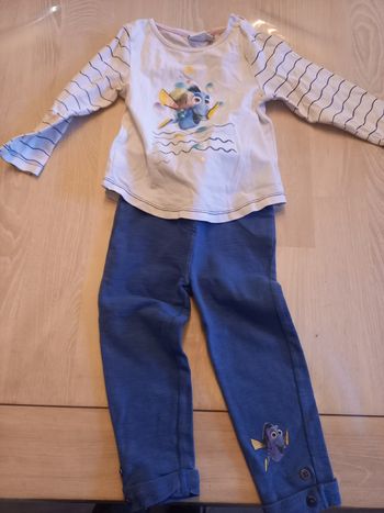 Ensemble leggings et t-shirt manches longues