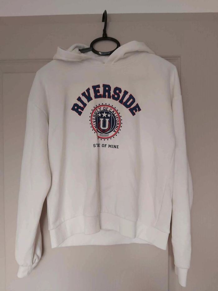 Sweat à capuche blanc