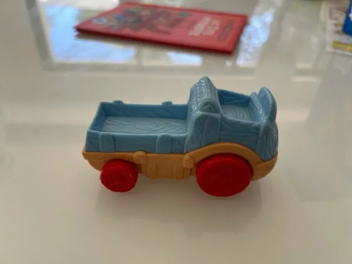 Petite voiture / camion - photo numéro 2