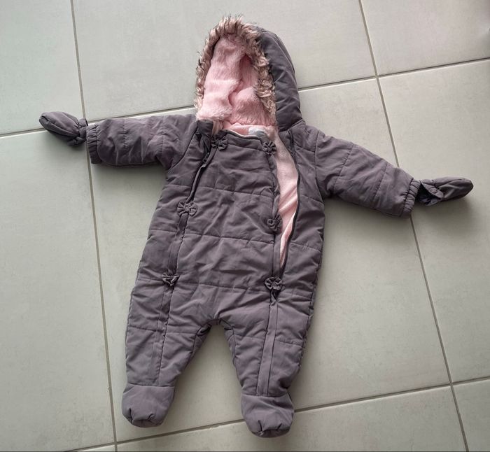 Combinaison taille 6 mois