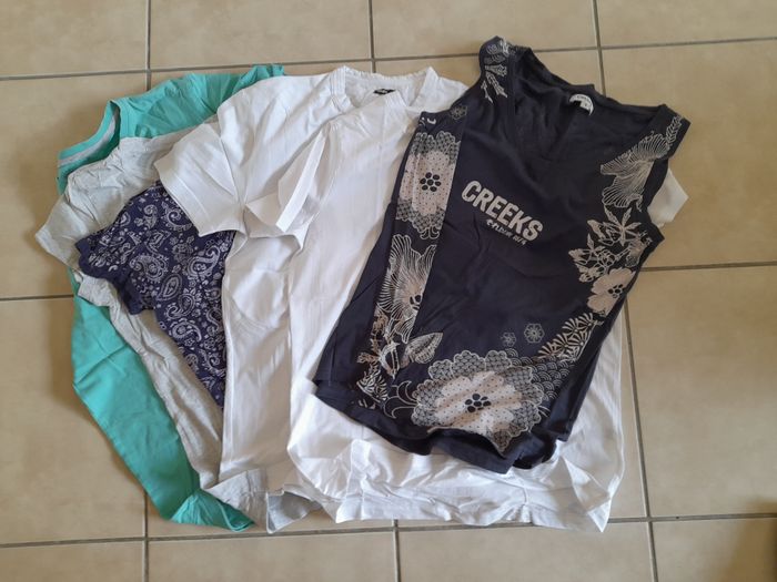 Lot de tee-shirts