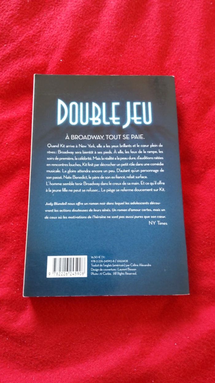 Double jeu - photo numéro 4
