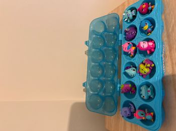 Lot de 12 mini figurines carton d'œufs Hatchimals CollEGGtibles saison 2 
