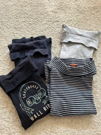Lot de 4 sous-pulls taille 8 ans marque Kiabi et Tape à l’œil