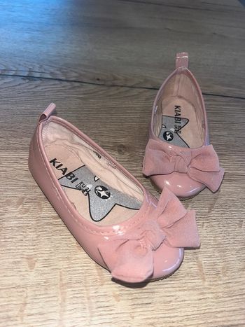 Chaussure neuve kiabi ballerine vernis à noeud