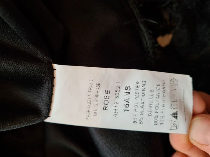 Robe dentelle - photo numéro 3