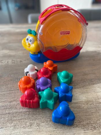 Jouet d’éveil escargot musical et forme Fisher price apprendre les formes