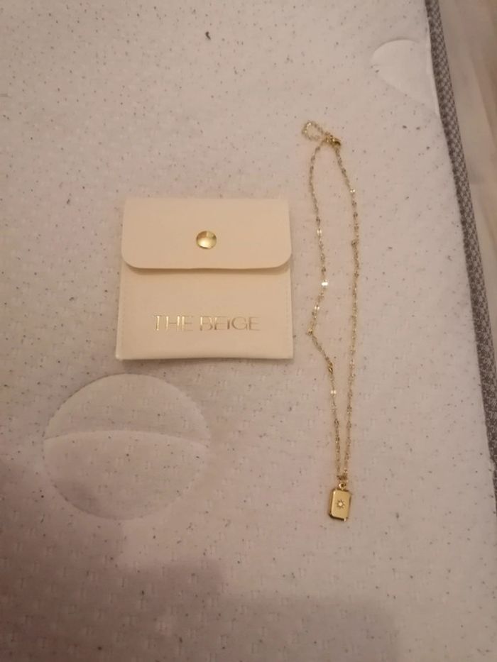 Collier the beige