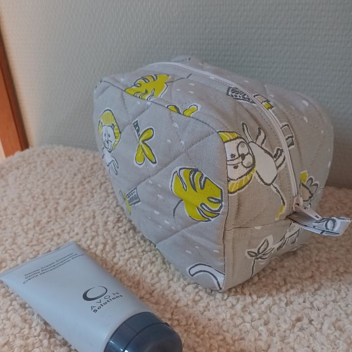 Trousse toilette enfants thème jungle 🦁🦒🐘 - photo numéro 2
