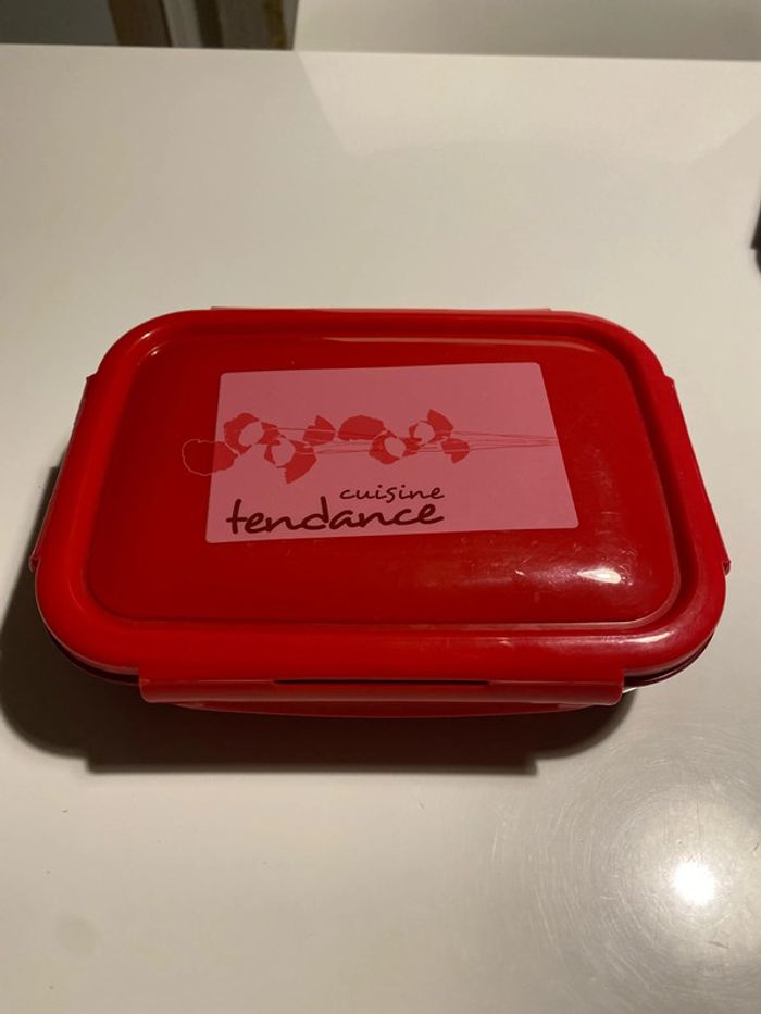 Lunch box