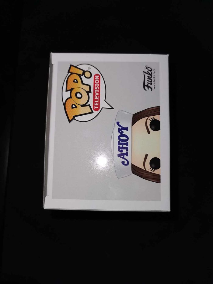 Figurine Funko Pop / Robin N°922 / Stranger Things - photo numéro 5