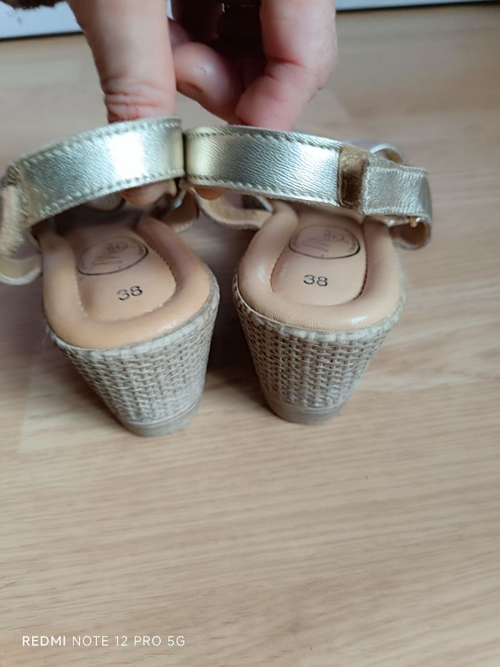 Ballerines cuir ouvertes " Atelier Mégis" p.38 - photo numéro 9