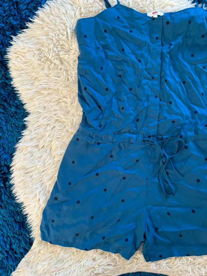 Jolie combishort Levi’s taille M - photo numéro 2