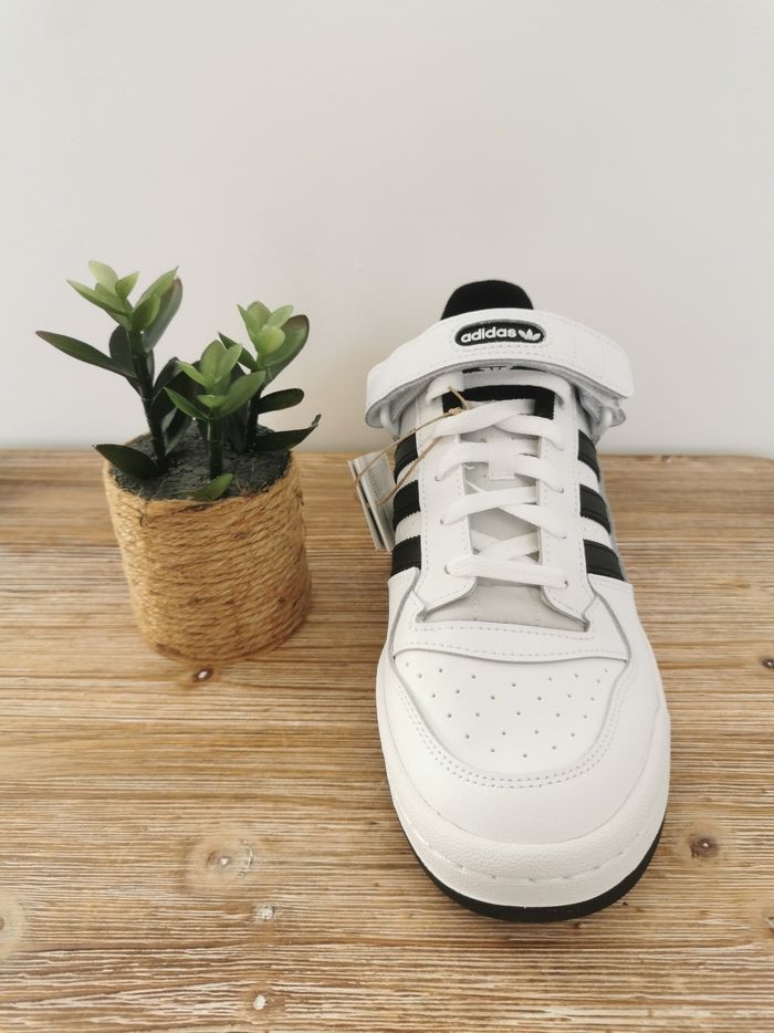 Baskets Sneakers en cuir Forum Low Adidas Pointure 43 ⅓ - photo numéro 5