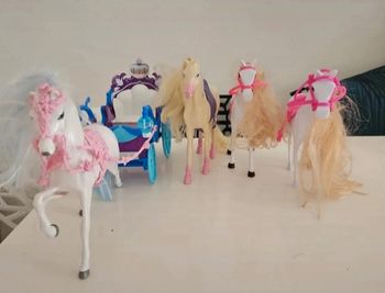 Lot chevaux et calèche barbie