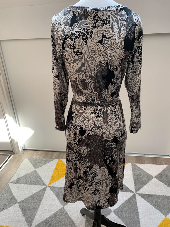 Robe Fille à Suivre Taille 40 - photo numéro 2