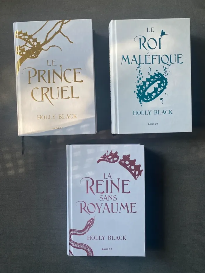 Trilogie le prince cruel holly black collector - photo numéro 3