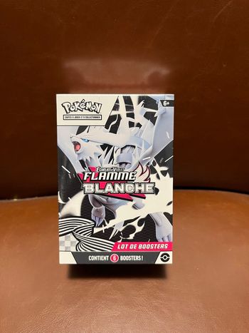 Pokémon - Bundle Flamme Blanche EV 10.5