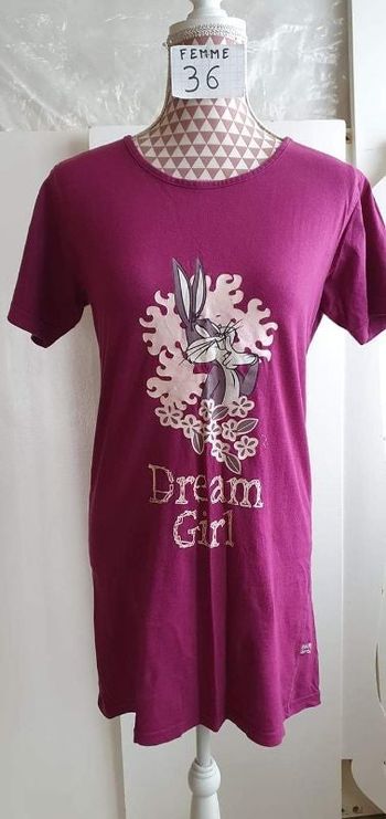 Big Tee-shirt, violet à motif Bugs Bunny, coton,en très bon état, marque Looney Tunes =10€