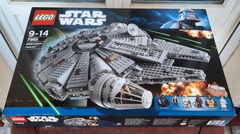 Neuf - LEGO Star Wars 7965 Millennium Falcon