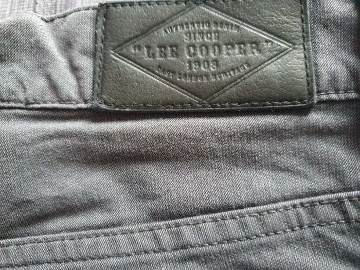 Jean gris foncé Lee Cooper - photo numéro 3