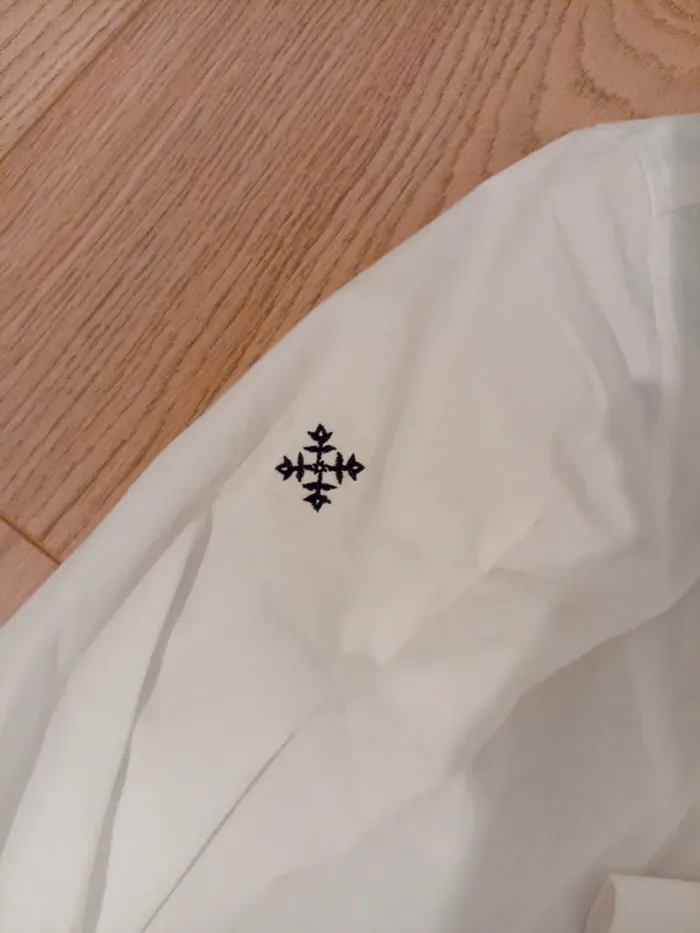Chemise taille M - photo numéro 2