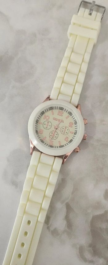 Montre blanche