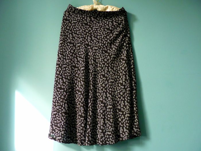 Jupe longue fendue femme M 38 fleurs noir TBE shein