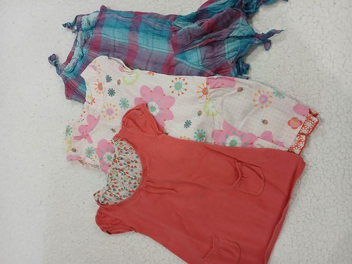 Lot de 3 robes taille 18 mois