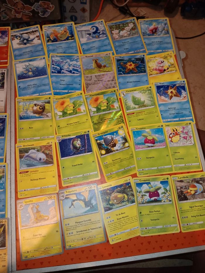 Lot 274 cartes pokemon que des personnages pas de vinted go - photo numéro 3