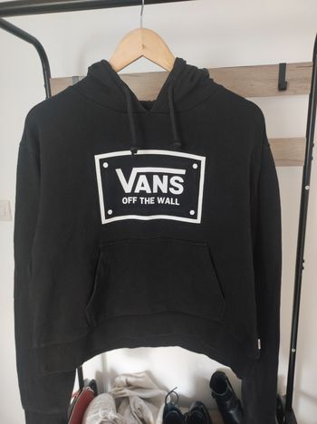 Pull court Vans